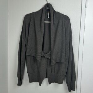 Soyer 100% Cashmere Sweater Top Gray Size M Open Front Button Close Wrap
